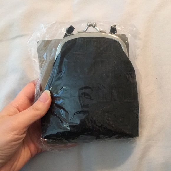 Milano Silky Glittery Night-Out Wristlet - Picture 15 of 17